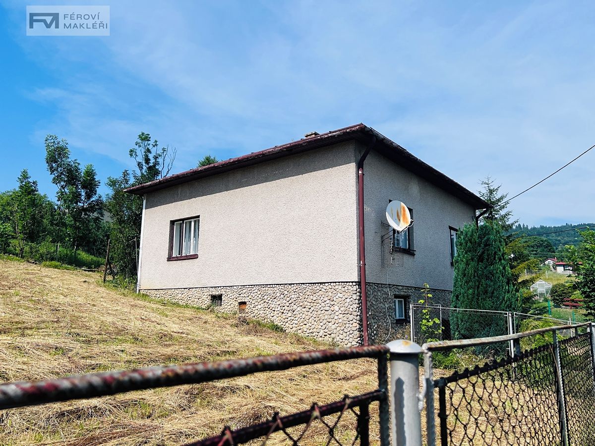 Prodej rodinného domu 65 m², pozemek 929 m²